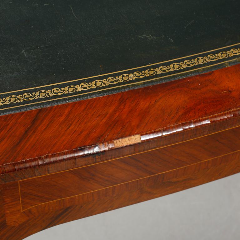 SKRIVBORD, Louis XV-stil, 1900-tal.