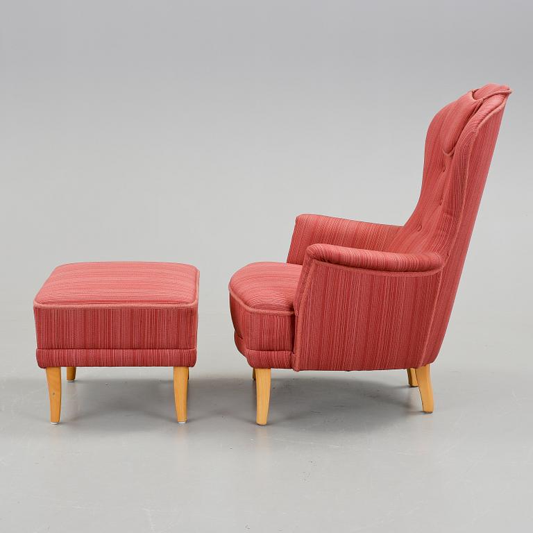 FÅTÖLJ samt FOTPALL, "Farmor", Carl Malmsten, 1900-talets slut.