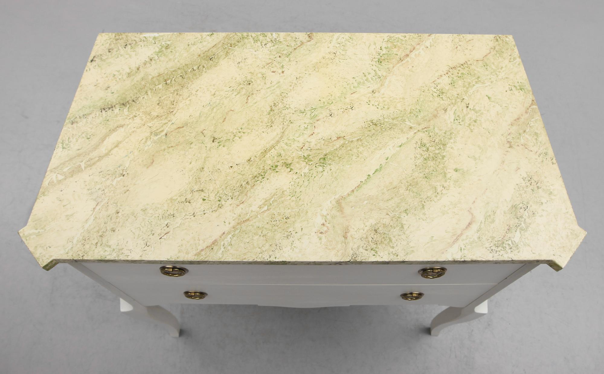 BYRÅ, gustaviansk stil, 1900-talets andra hälft.