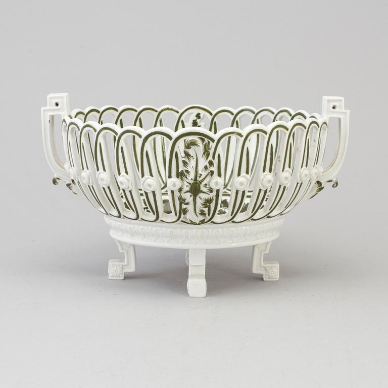 SKÅL, Porslin, Meissen, Tyskland, 1800-talets första hälft.