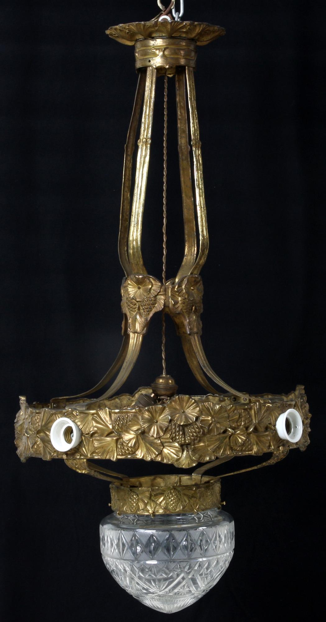 TAKLAMPA, patinerad brons, Böhlmarks, sannolikt Alice Nordin, jugend, 1910-tal, h 90.