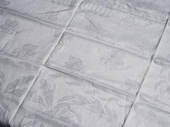Teduk, linnedamast, "Lilla blomsterkorgen", ca 143,5 x 144 cm.