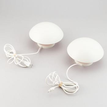 Poul Henningsen, vägglampor, ett par, "PH Hat", Louis Poulsen, Danmark.