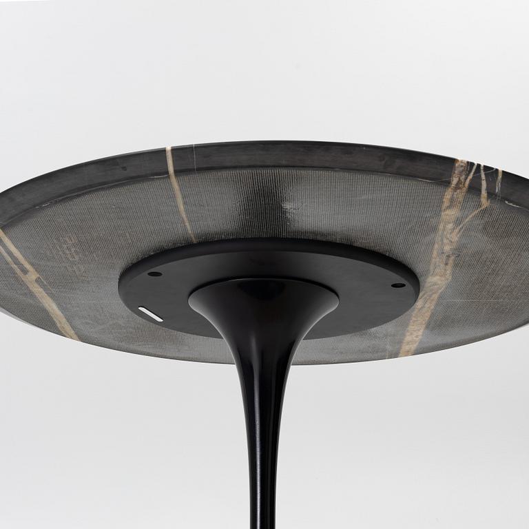 Eero Saarinen, dining table, "Tulip", Knoll Studio.