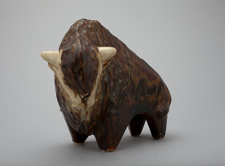 Taisto Kaasinen, KERAMIKSKULPTUR.