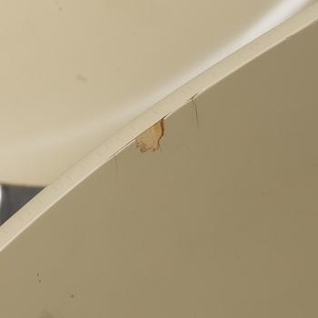 Eight 'Serie 7' chairs by Aerne Jacobsen for Fritz Hansen. Dated 2002.