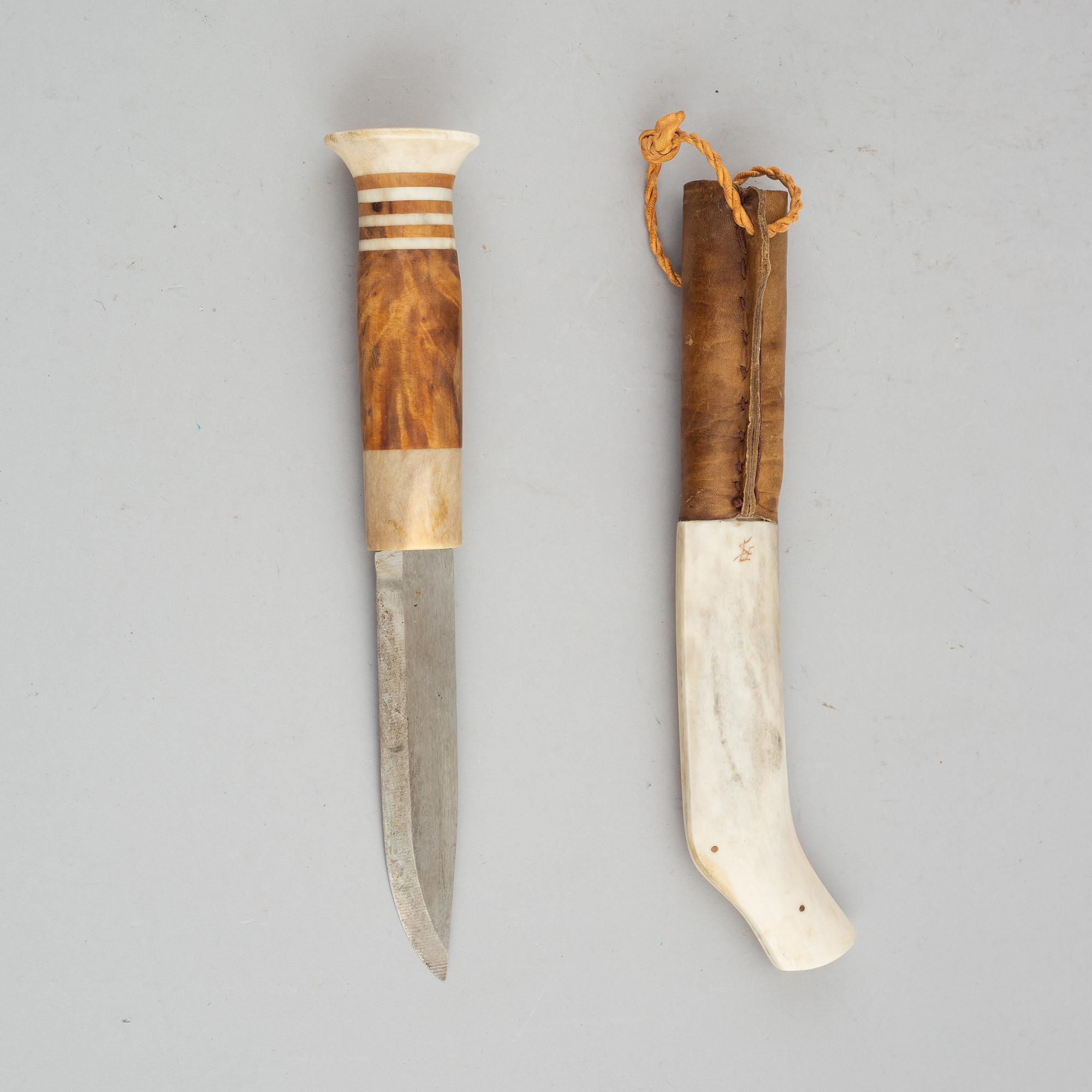 Svan Erik Lampinen, a Sami reindeer horn knife, Kiruna, signed.