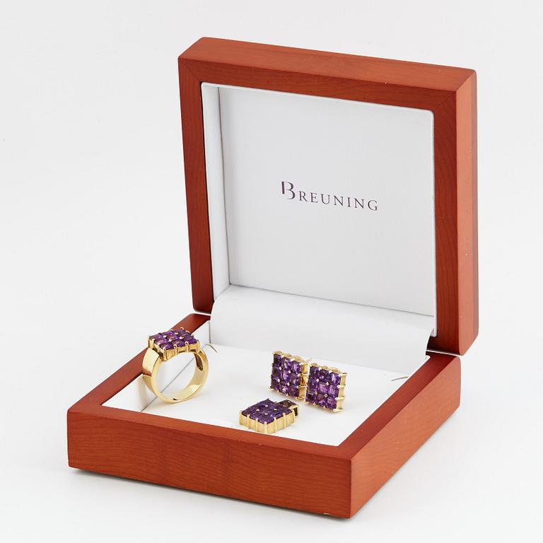 Breuning, a pair of earrings, a pendant and a ring.