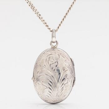 MEDALJONG/HALSBAND, sterling silver, granat.
