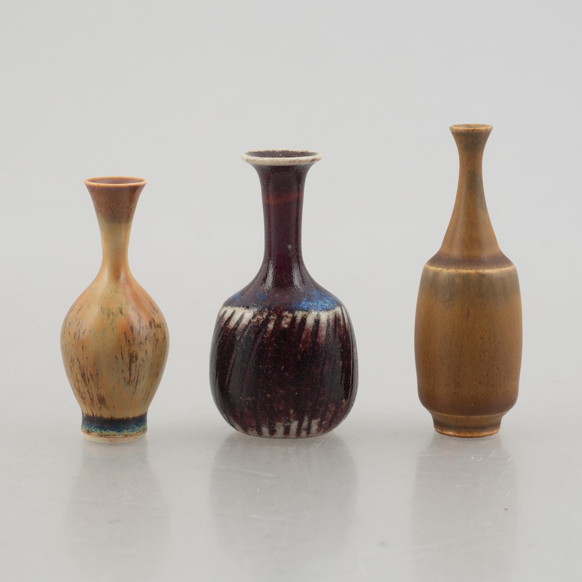 Ten stoneware miniatures, mostly from Höganäs, Sweden.