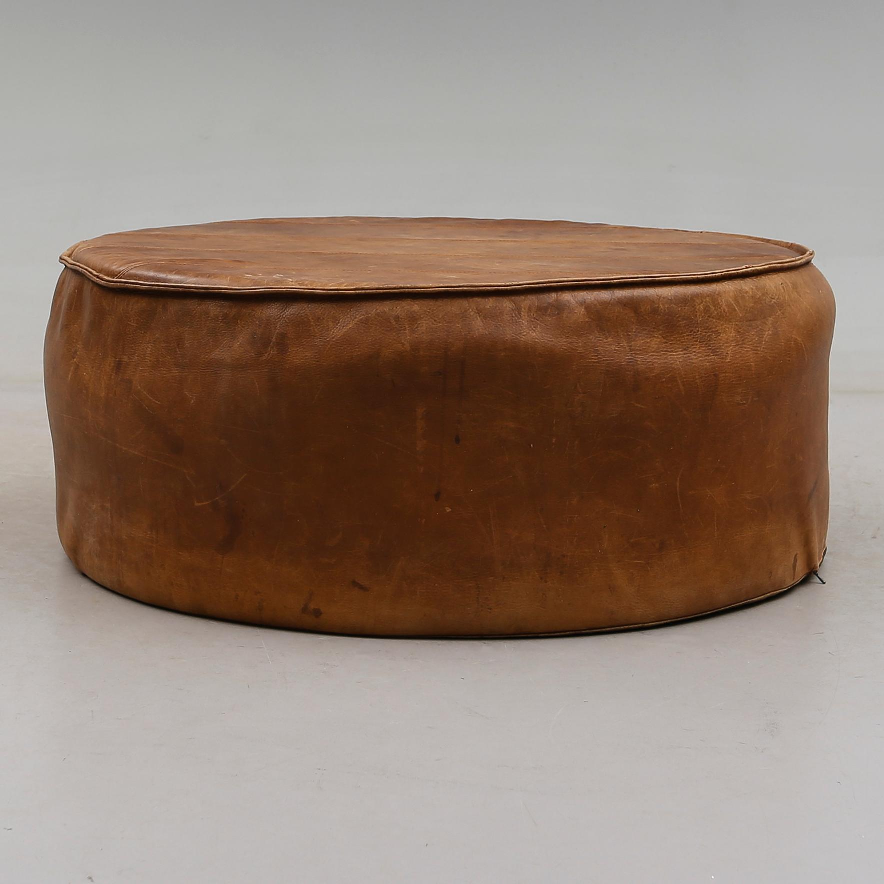 SOFFBORD / SITTPUFF, 1900-talets andra hälft.