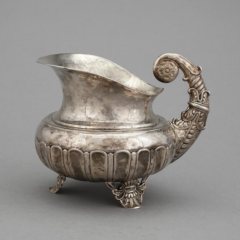 GRÄDDKANNA, silver, Gustav Folker, Stockholm, 1837. Vikt ca 250 g.