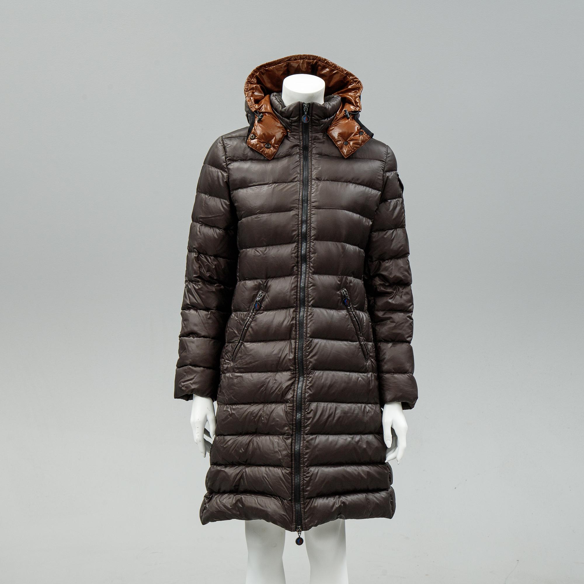 Moncler, dunkappa, storlek 3.