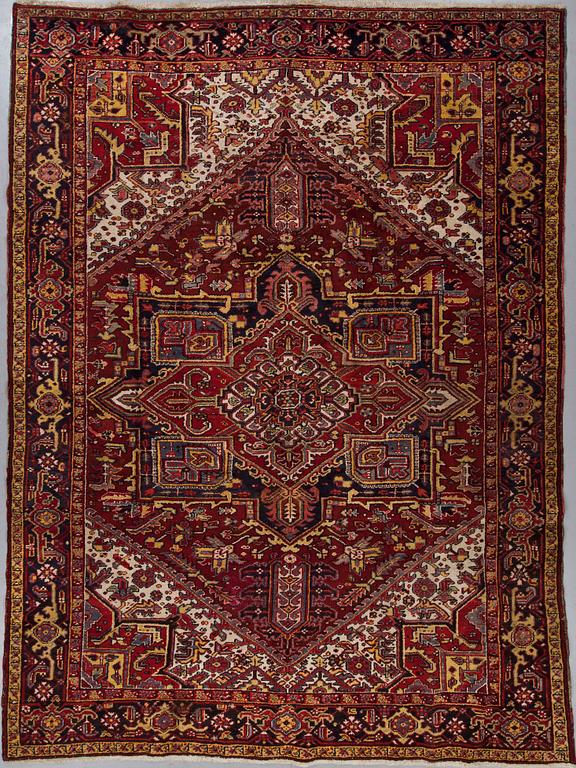MATTA, semiantik/antik, Heris, ca 342 X 250 cm.