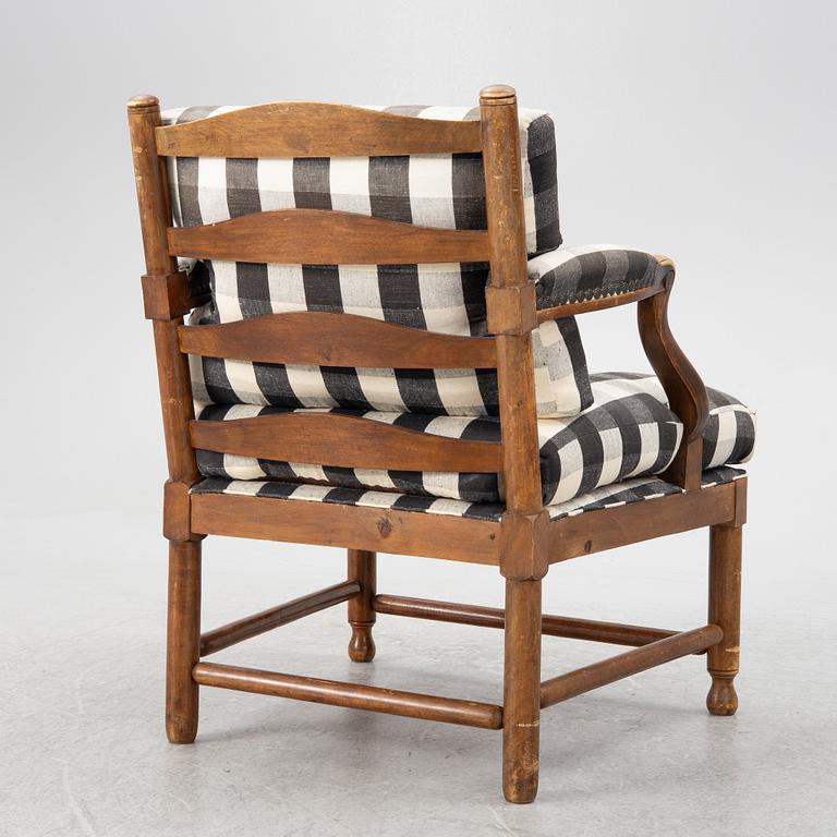 Karmstol sk Gripsholms-fåtölj, 1900-talets första hälft.