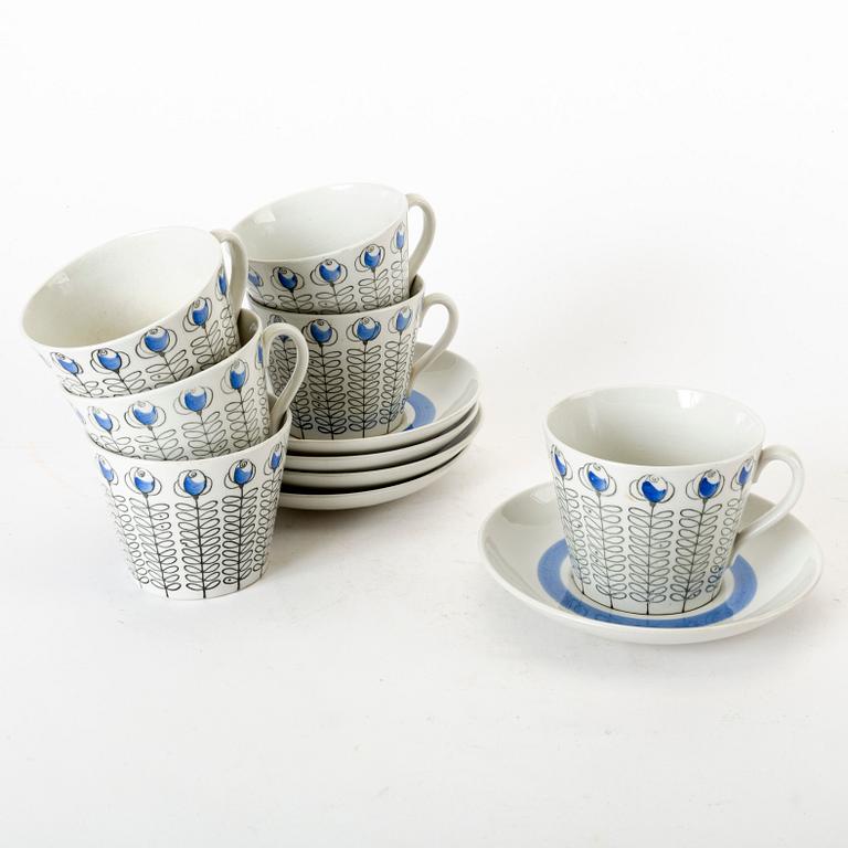 Arthur Percy, six porcelain teacups cups and five saucers, "Bukett" Gefle, Sweden.