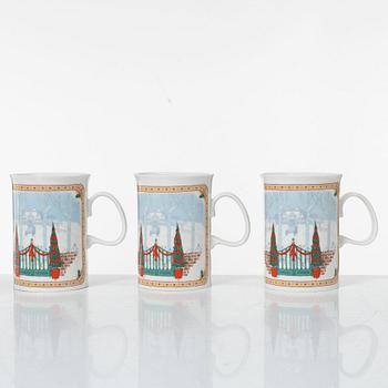 Gucci, A set of six vintage christmas mugs.