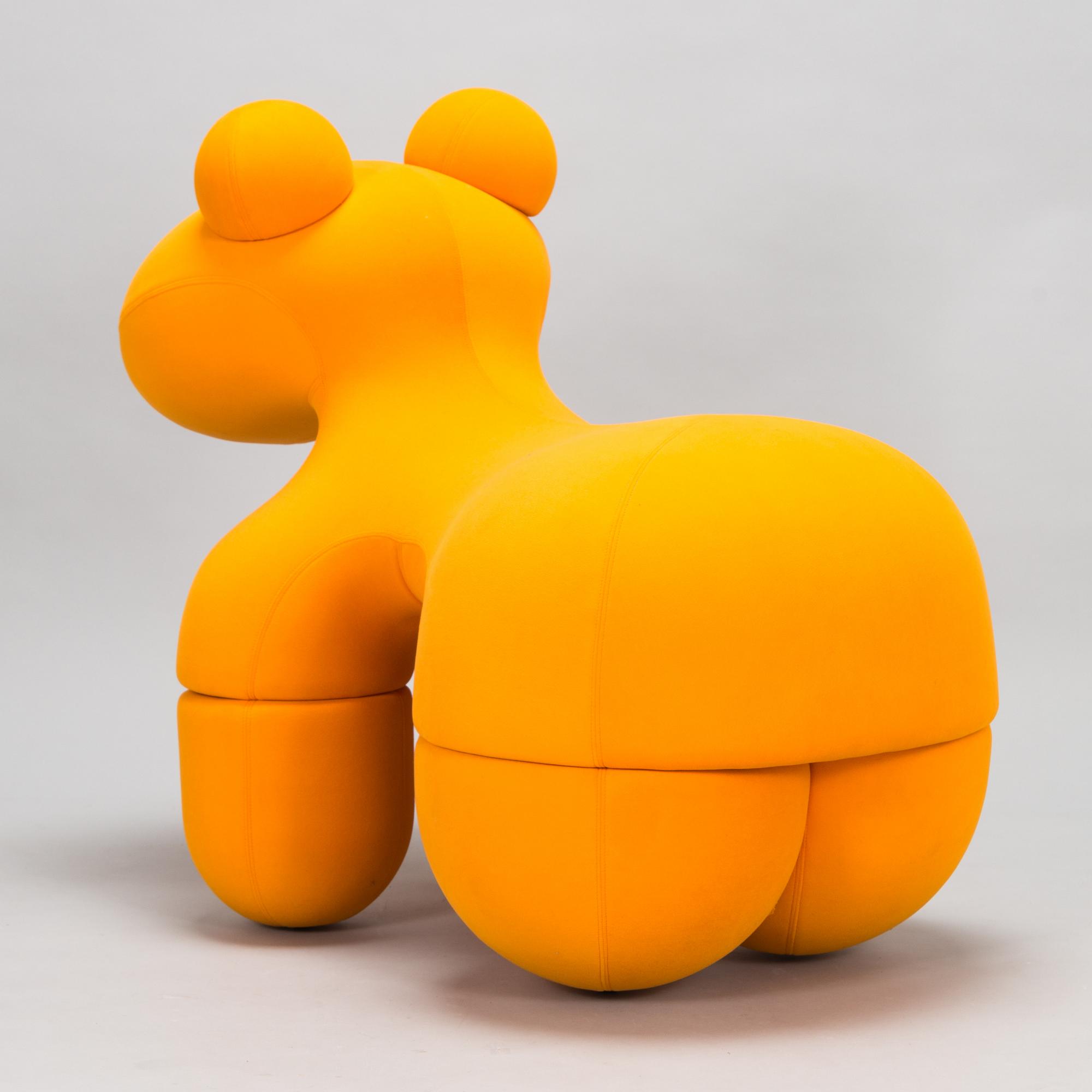 Eero Aarnio, "Poni", Adelta, 2000-luvun alku.