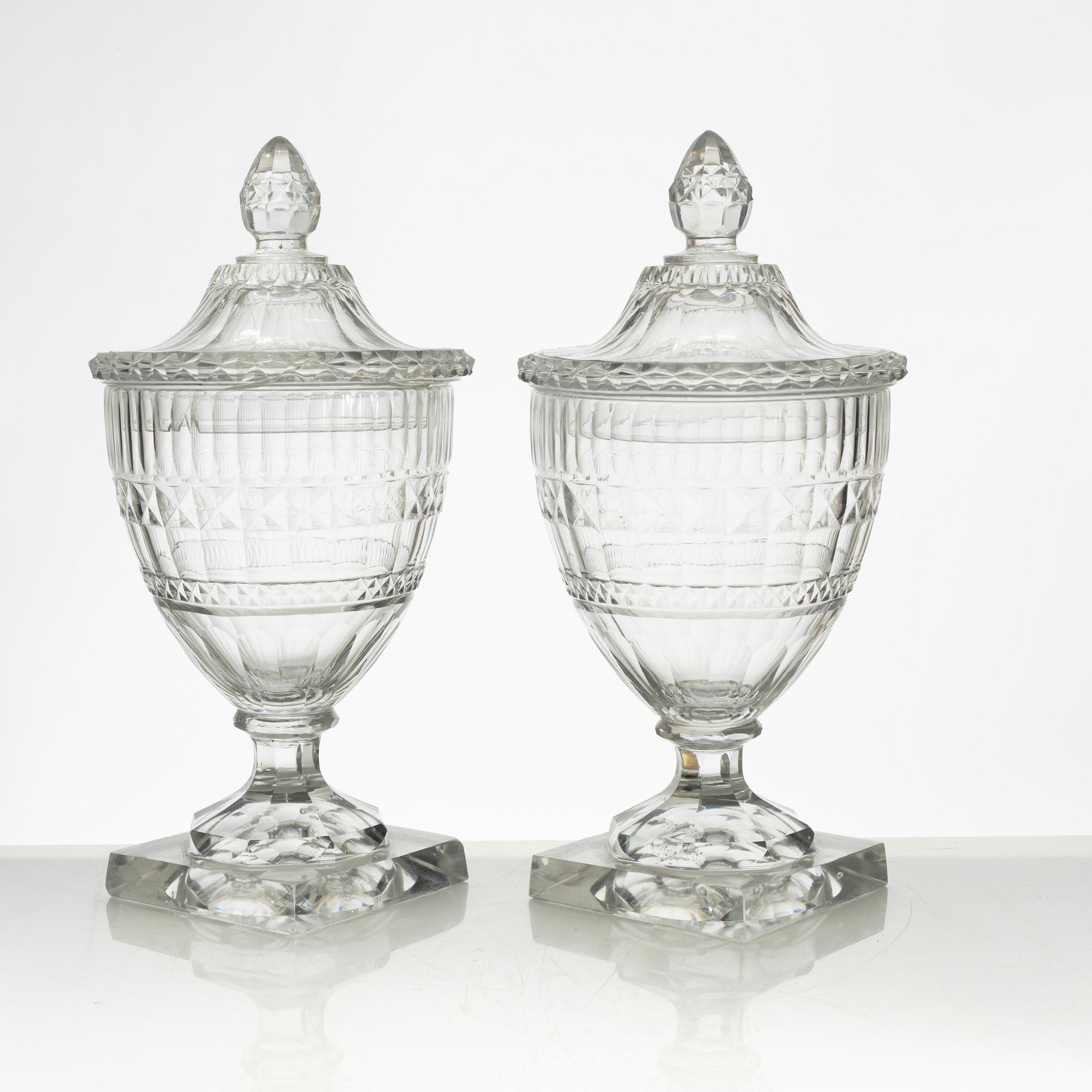 A pair of glass bonbonnières, probably Ireland. 19th century.