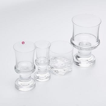 GLASSERVIS, 43 delar, Iittala, Finland.