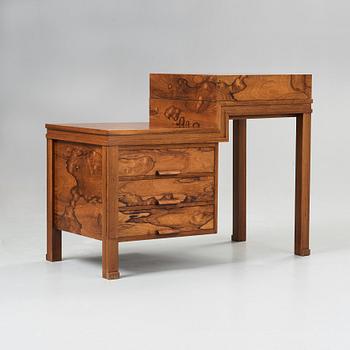 A Carl Hörvik modernist palisander desk by Nordiska Kompaniet for the 1930 Stockholm Exhibition, Sweden.