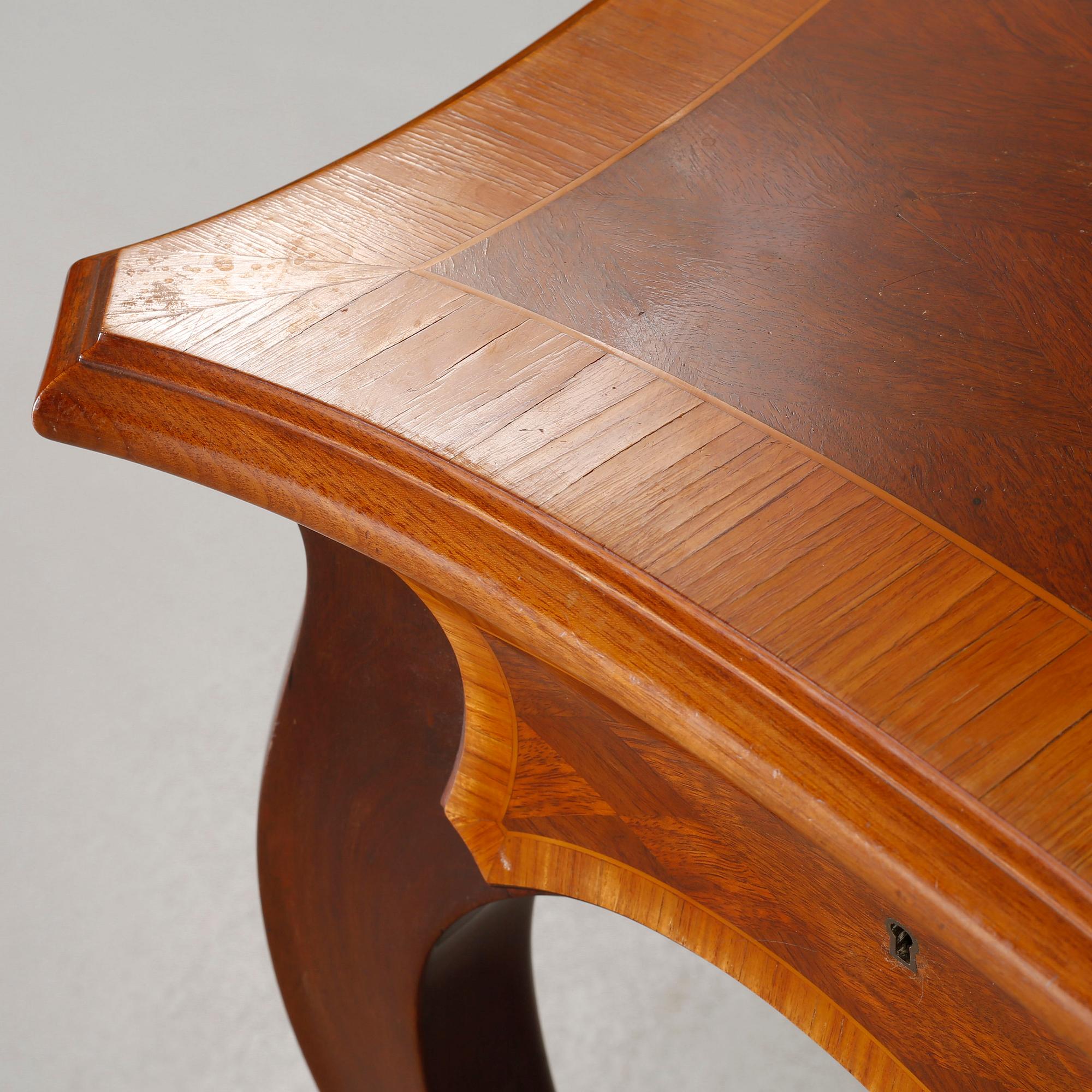 A mid 20th century desk.