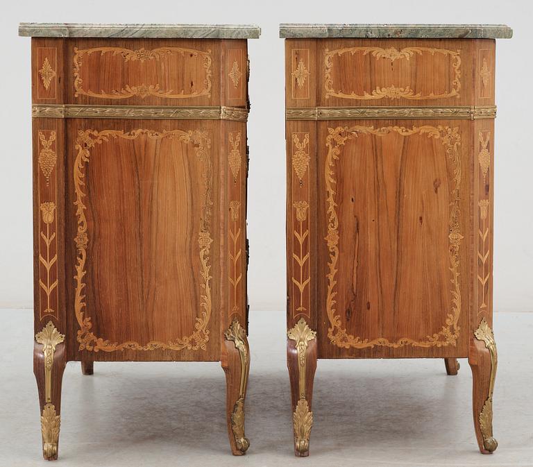 A pair of Gustavian 1770's commodes.