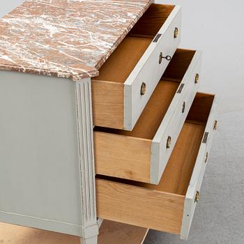 A Gustavian style chest of drawers, 20th Century.