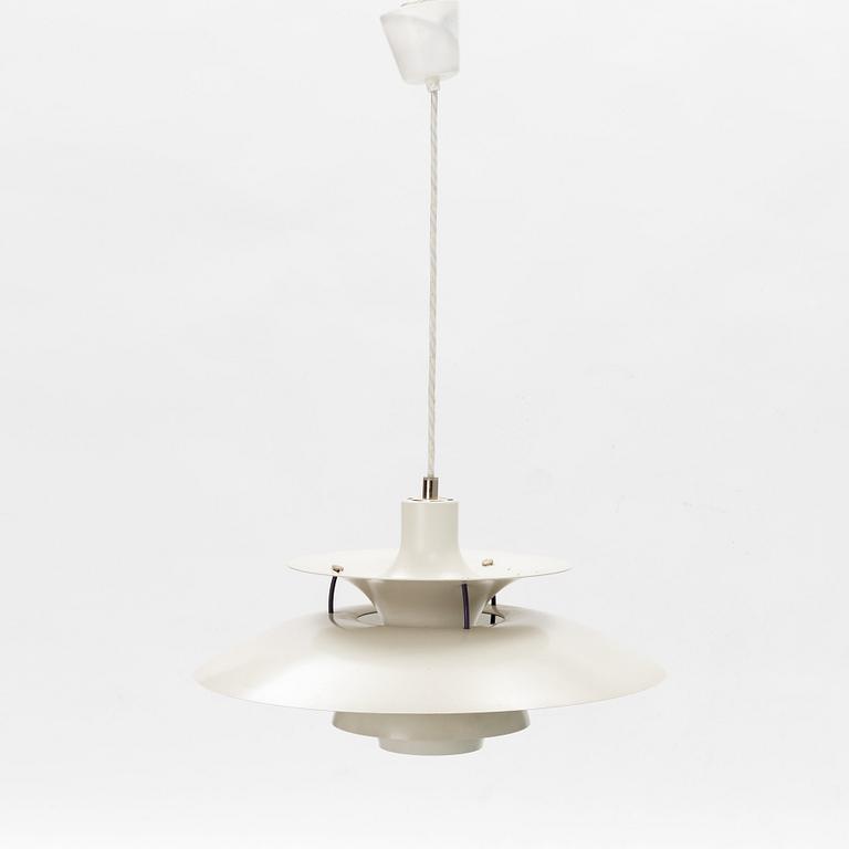 Poul Henningsen, taklampa, "PH-5", Louis Poulsen, Danmark.