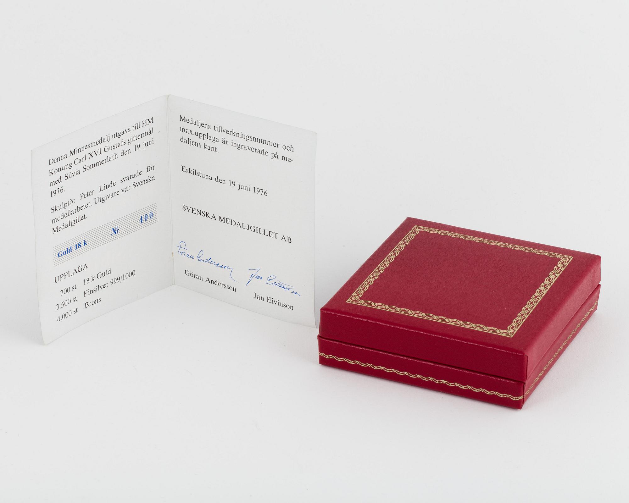 MINNESMEDALJ Carl XVI Gustaf och Silvia 1976, 18K Guld.