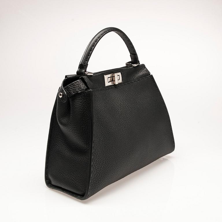 VÄSKA, "Peekaboo", Fendi.