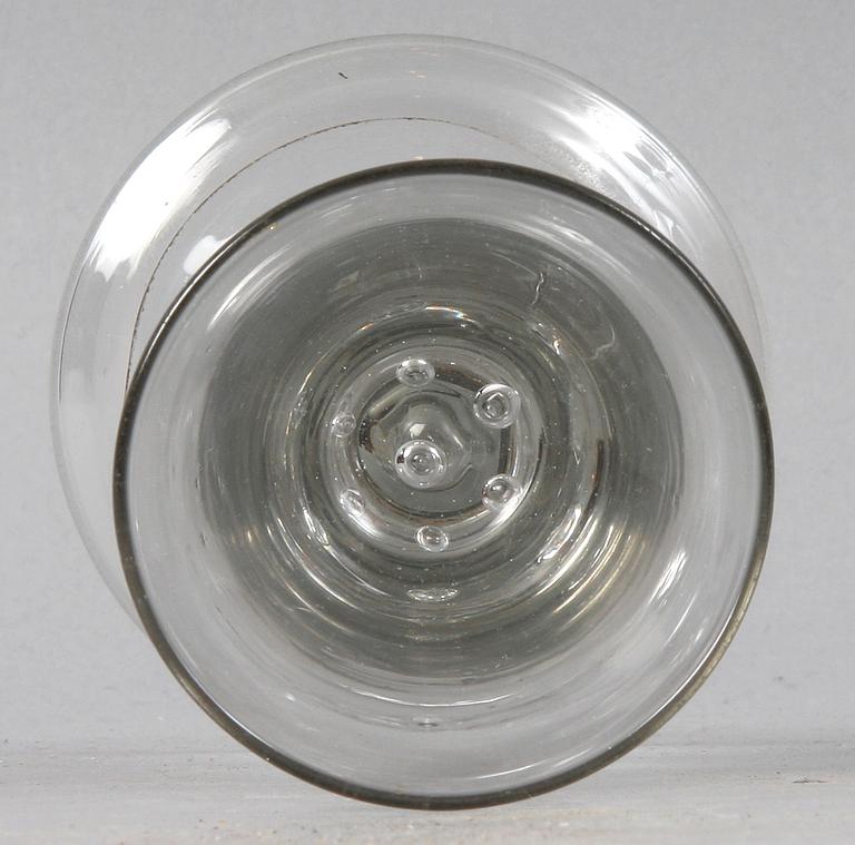 GLAS, s k hessisk typ, 1700-tal.