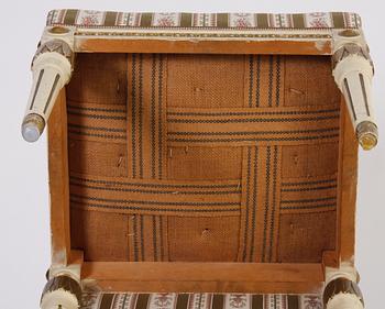 TABURETTER, ett par, Gustaviansk stil.