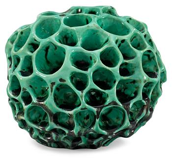 1320. A Hans Hedberg faience sponge, Biot, France.