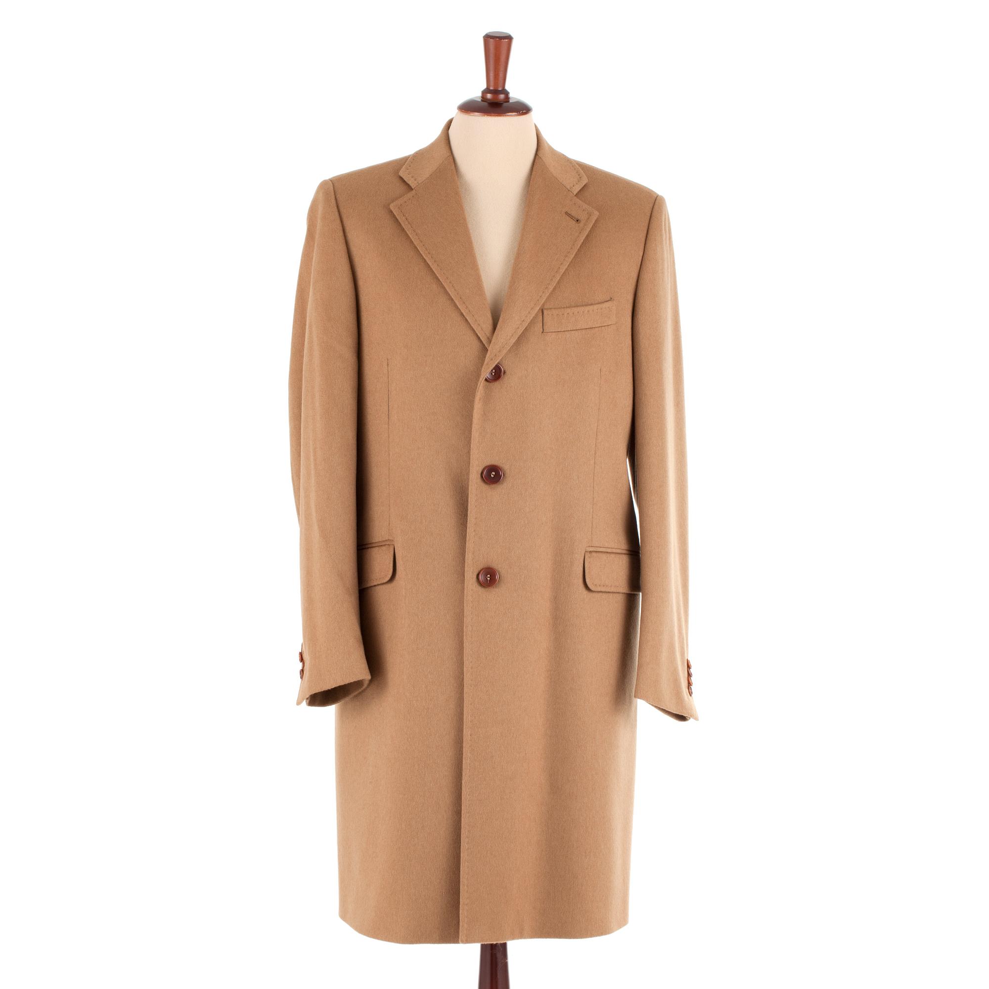 PARK HOUSE, a camel cashmere mens coat. Size 48.