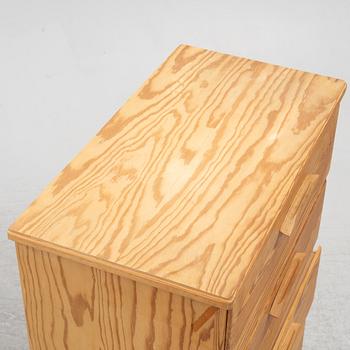 Dressers, a pair, second half of the 20th century.