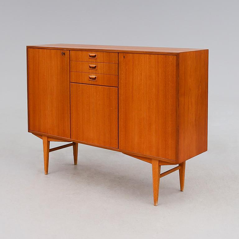 SIDEBOARD, 1900-talets andra hälft.