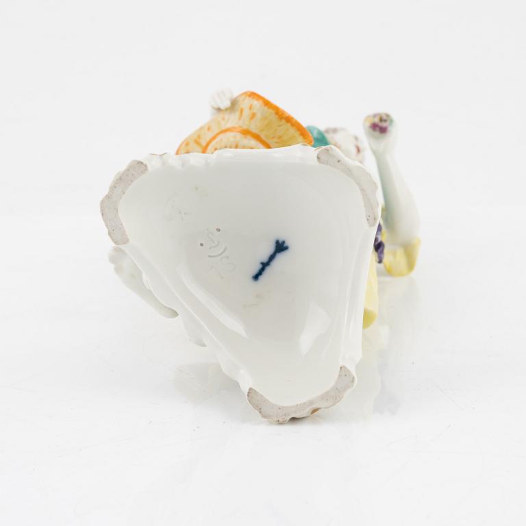 A Berlin porcelaine figurine, 19-20th century.