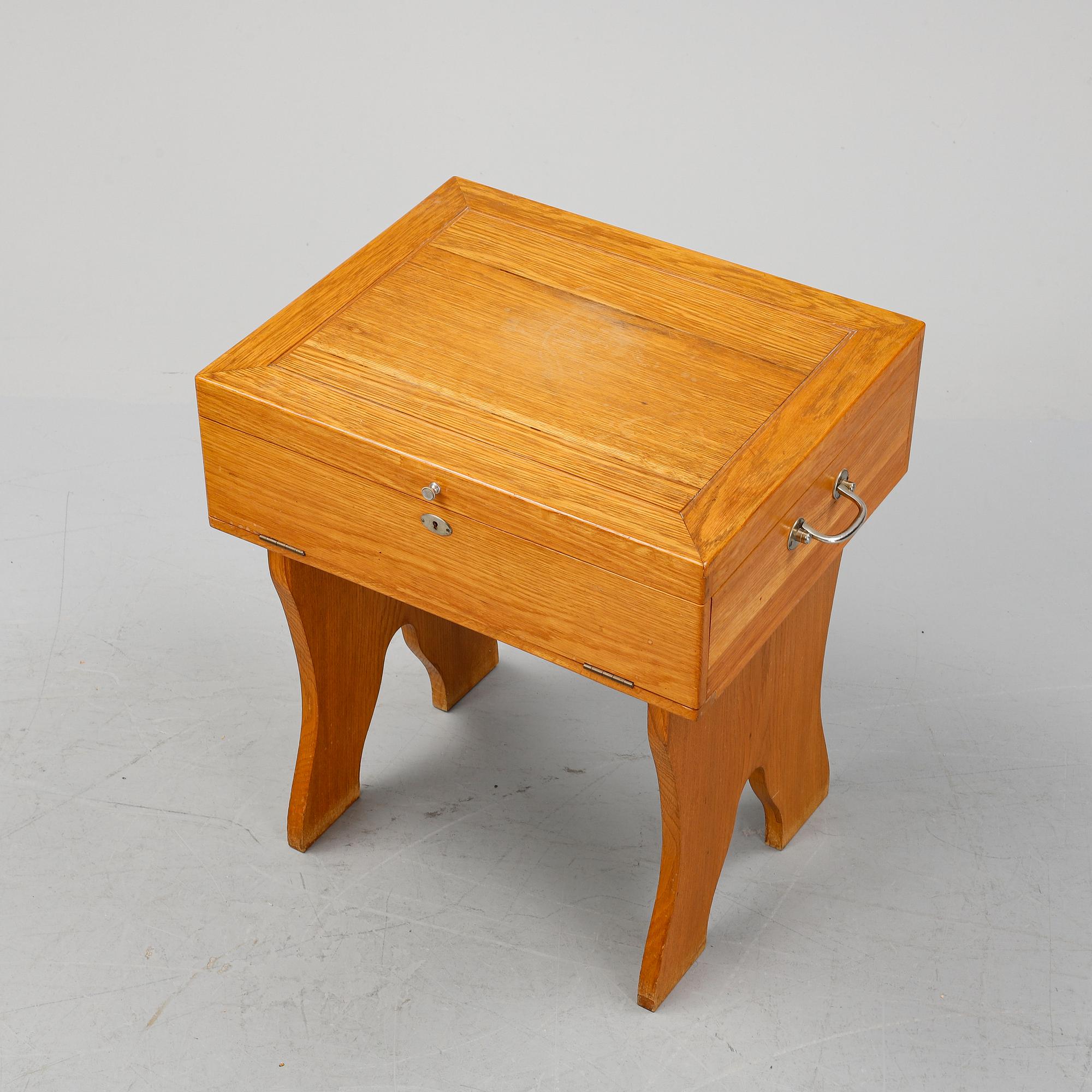 KG Markströms, bestickservis, 84 delar, silver, modell svensk spets, Uppsala 1915.