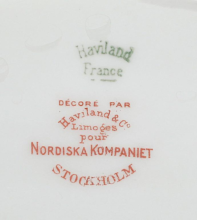 MATSERVIS, porslin, 105 delar, Haviland & Co i Limoge för NK, Stockholm, 1900-talets första hälft/mitt.