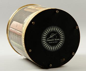 PAPPERSKORG, Piero Fornasetti, Milano, Italien.