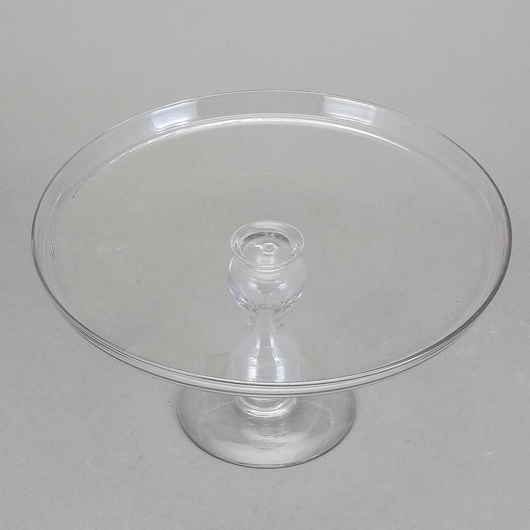 KREDENSFAT / TÅRTFAT, glas, 1900-talets första hälft.