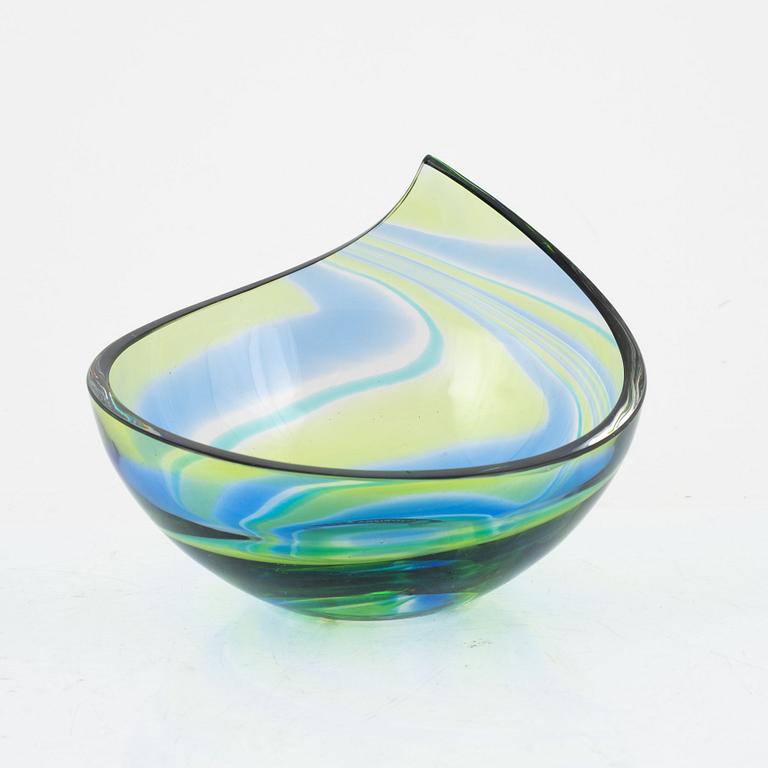 Erika Lagerbielke, bowl, glass, Orrefors 2007.