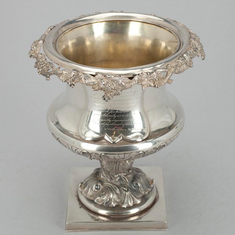 POKAL, silver, Toronto, Kanada 1800-talets mitt. Tot. vikt ca 901 g.