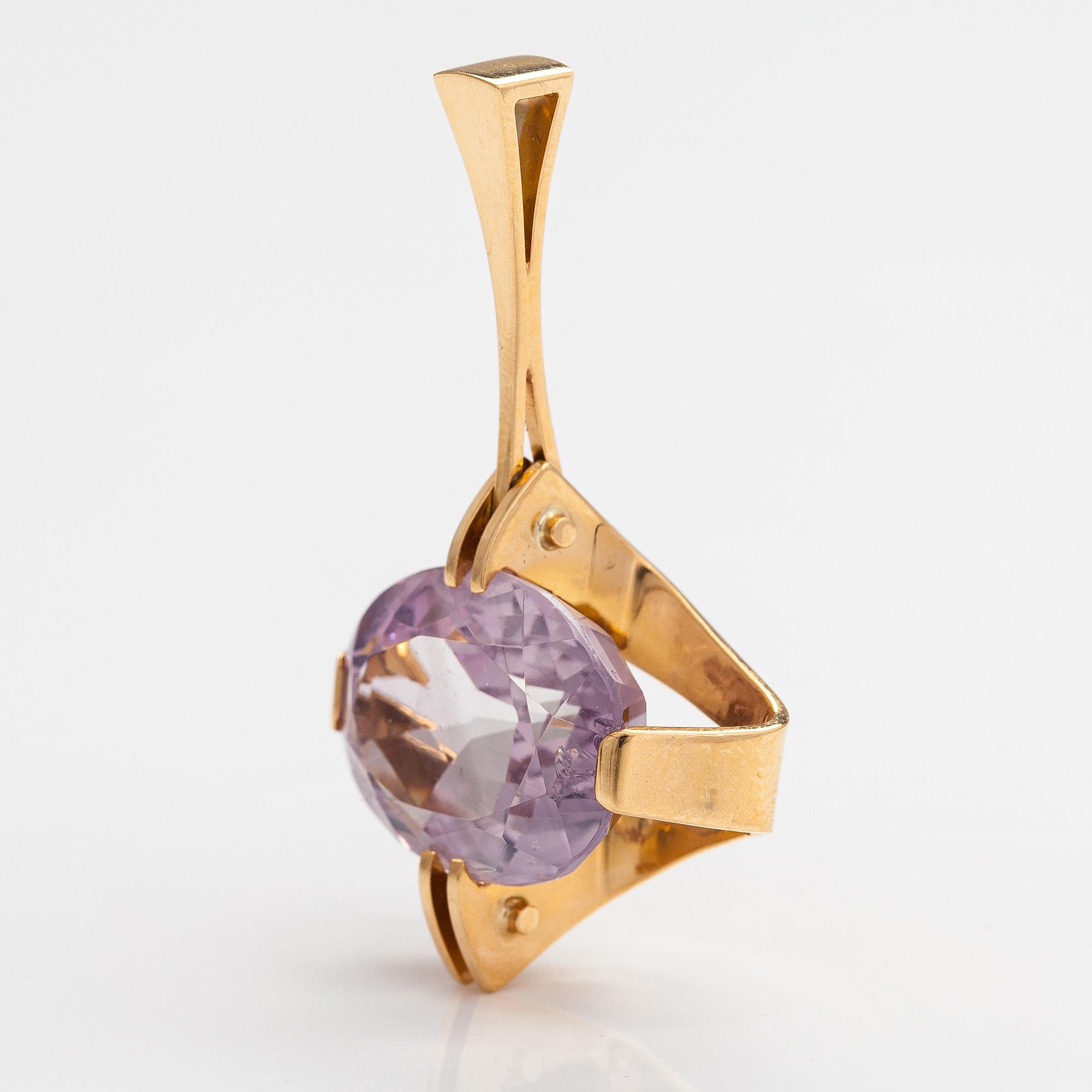 Elis Kauppi, Hänge, 18K guld, ametist. Kupittaan kulta, Åbo 1959.