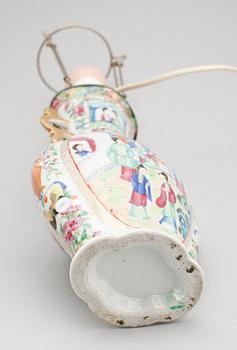 BORDSLAMPA, porslin, Kanton, Kina, 1800-tal.