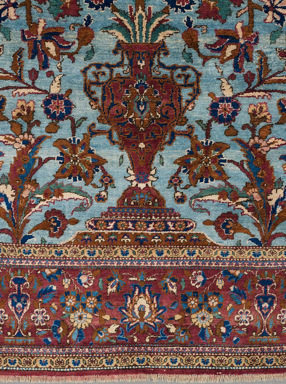 MATTA, semiantik silke Keshan, ca 201,5 x 122-130 cm.