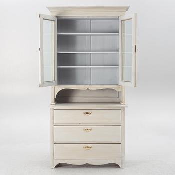 Display cabinet, early 20th century.