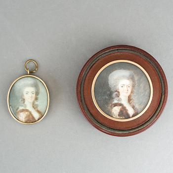 ASK samt HÄNGE 14K guld med MINIATYRPORTRÄTT, 2 st, 1700-tal.