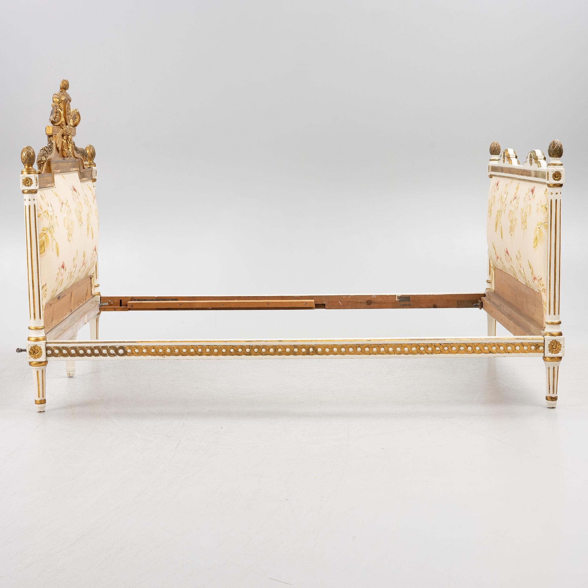 Säng, tillskriven Erik Öhrmark (mästare i Stockholm 1777-1813), Gustaviansk.